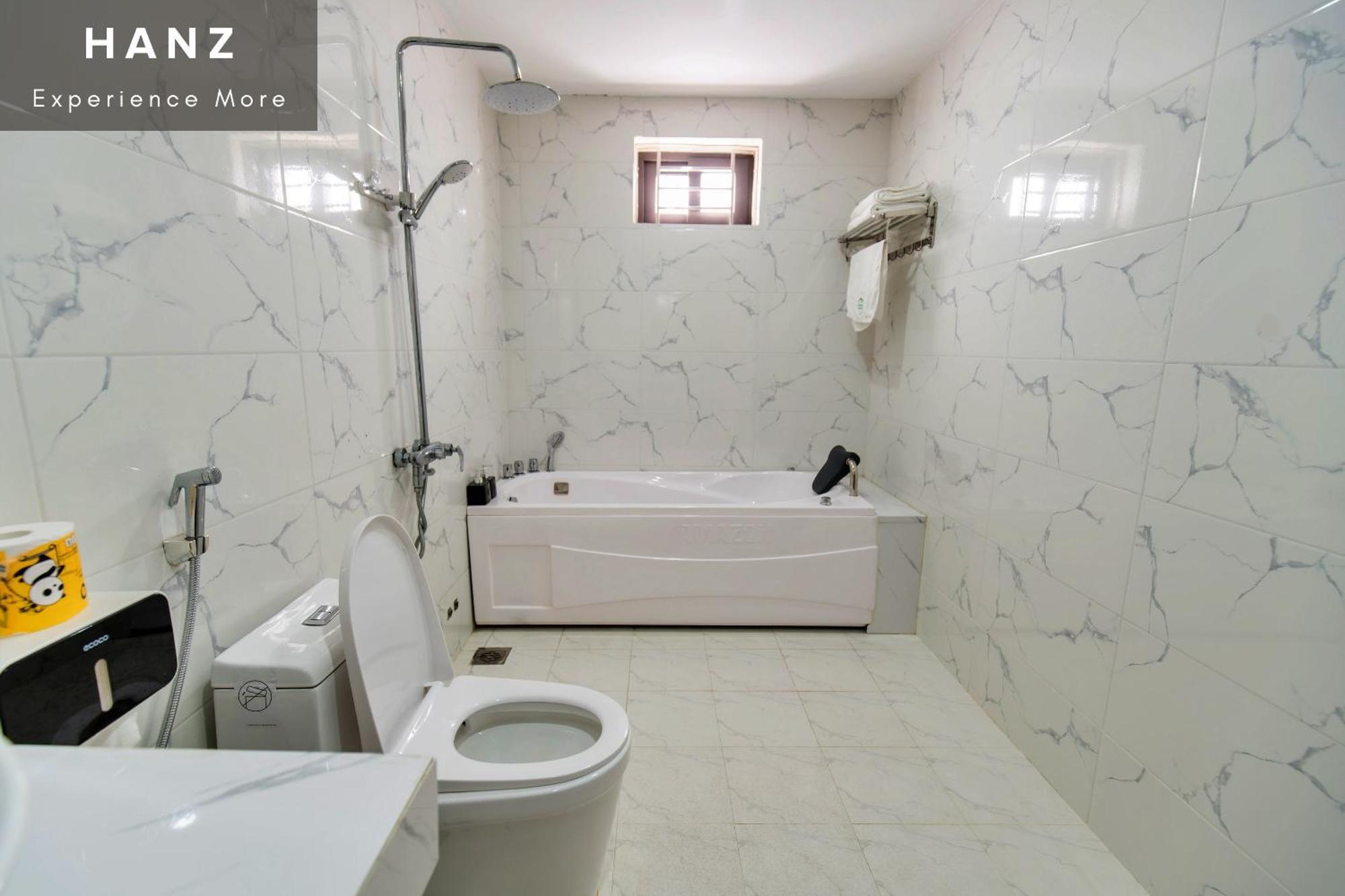 Hanz Noi Bai Airport Hotel Hanoi Exterior photo